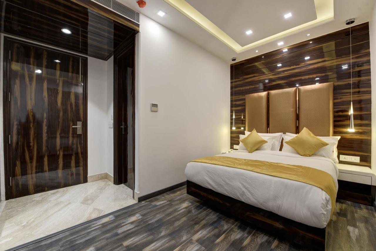 Golden Tree Hotel Noida Buitenkant foto